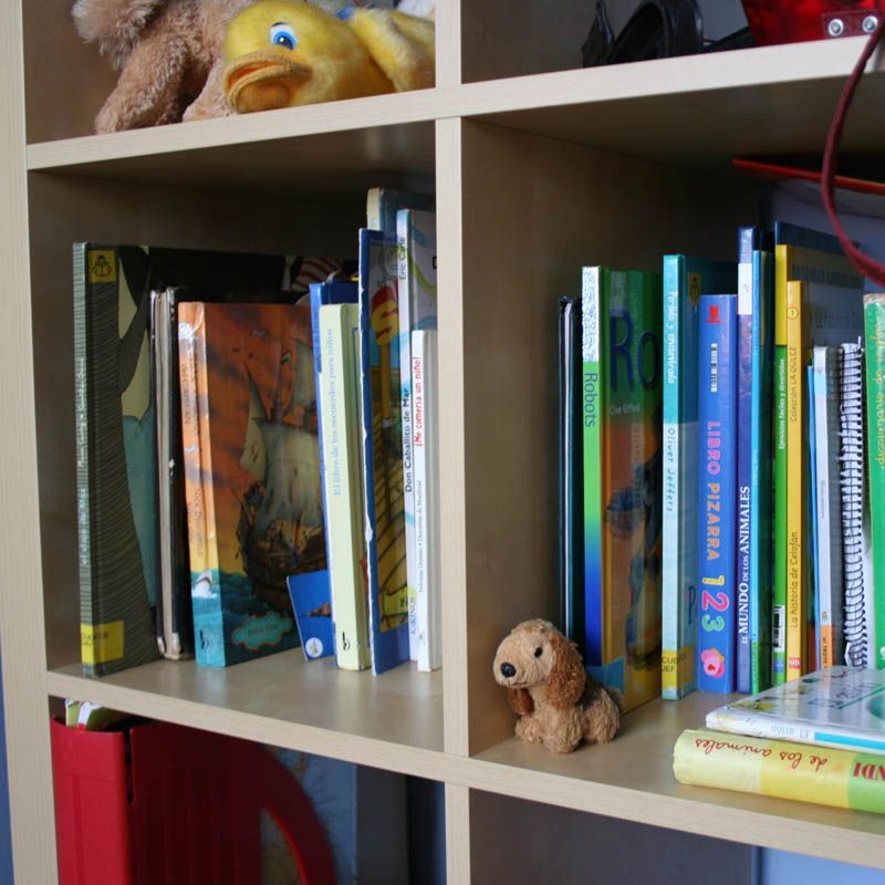 estantería ikea dormitorio infantil