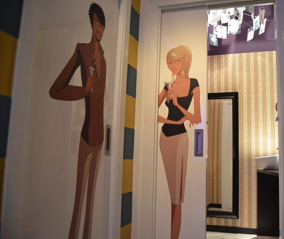 interiores_creativos_bar_trabalenguas_idea para decorar puertas de baños bar