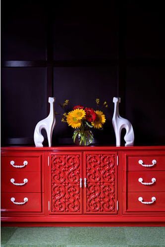 cómoda aparador rojo