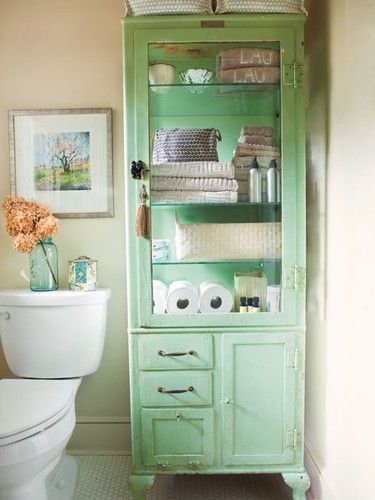 mueble antiguo pintado verde menta