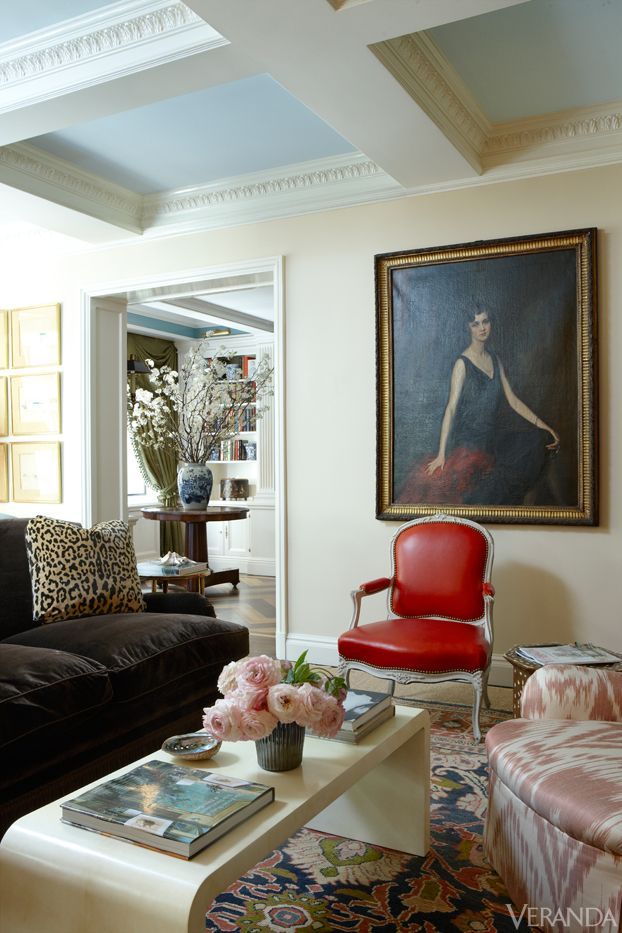 Apartamento manhattan silla roja cojín leopardo
