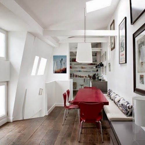 mesa y sillas comedor rojo