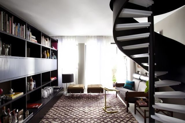 apartamento 2 escalera caracol pequeño masculino en negro