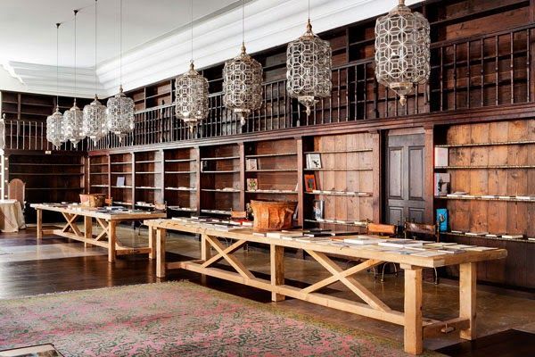 parador nacional monasterio de corias asturias cangas del narcea biblioteca