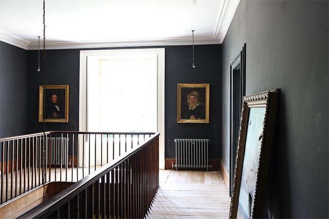 1-casa-antigua-con-muebles-de-diseño-somerset-lightlocations
