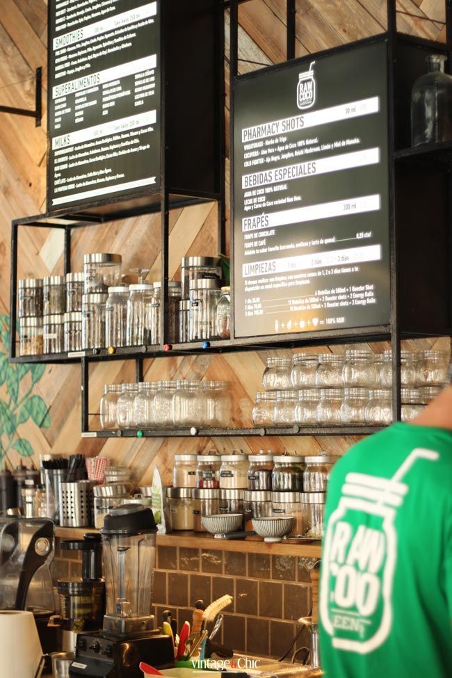 2-decoracion-estilo-industrial-bar-cafe-con-encanto-raw-coco-gijon-asturias