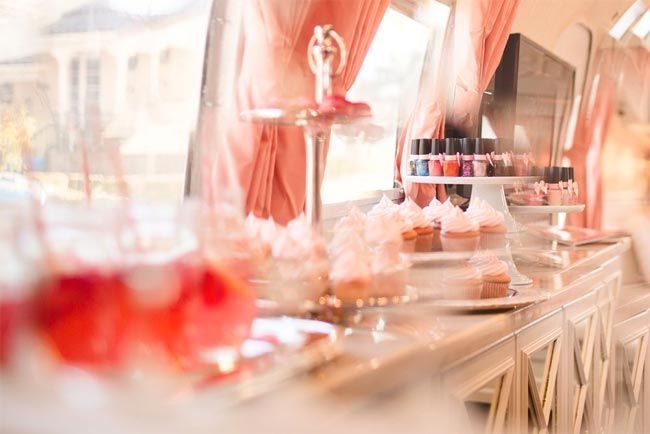5-airstream-caravana-salón-manicura
