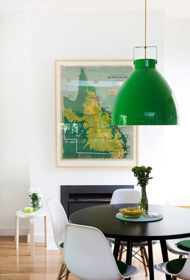 comedor-decorado-en-blanco-verde-y-negro