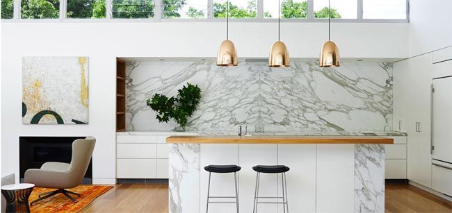 4-cocina-moderna-con-mármol-blanco