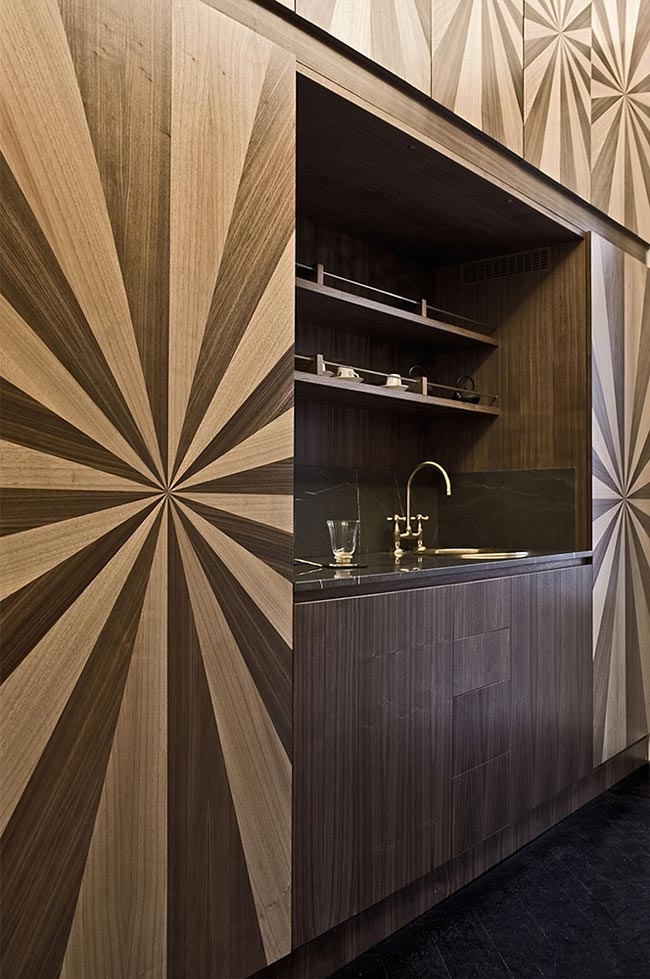 pietro-russo-mueble-puertas-soles-peluquería-de-diseño