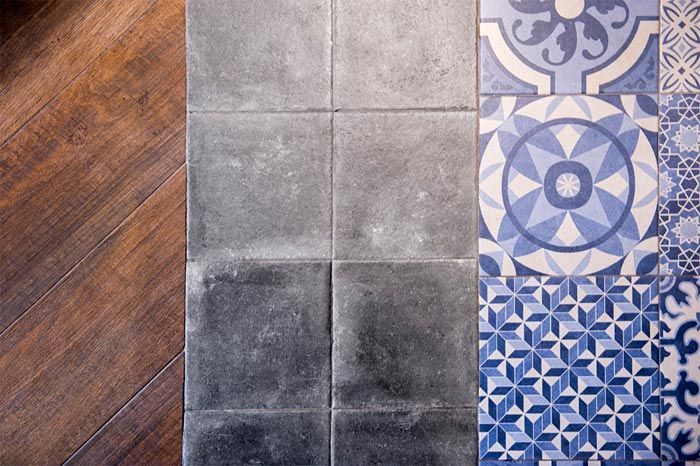 2-montes-de-galicia-restaurante-madrid-egue-y-seta-azul-combinado-con-naranja-y-madera-suelo-azulejos