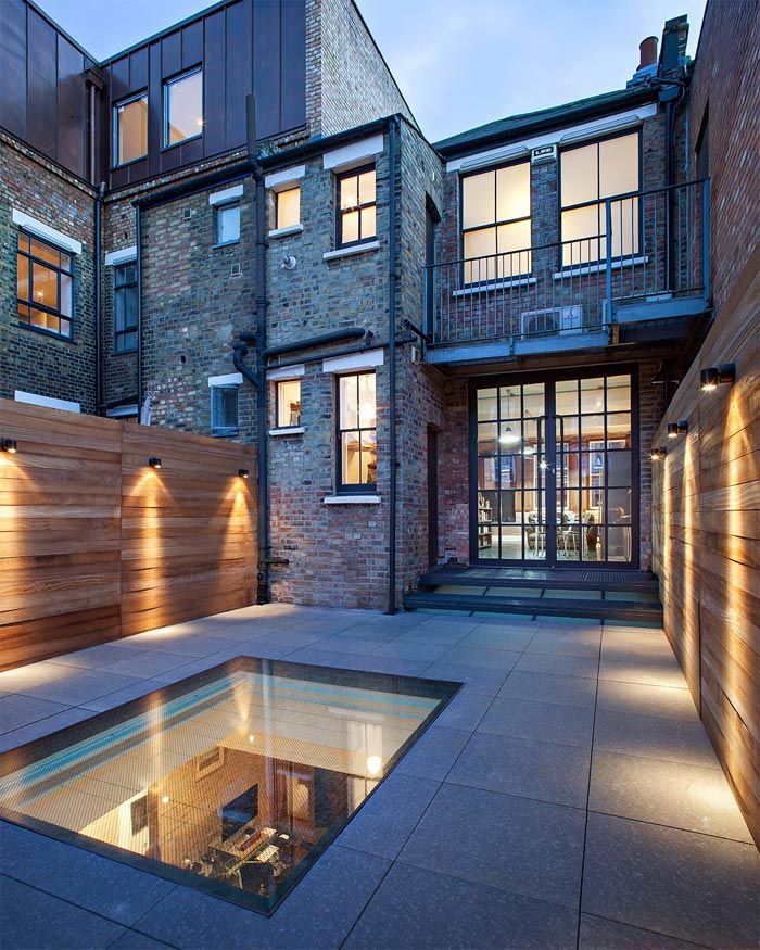 patio-suelo-con-claraboya-cristal-chris-dyson-architects-londres