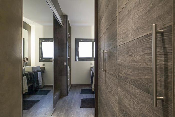 2-decorar-espacios-pequenos-piso-48-m2-de-estilo-moderno-y-elegante-tonos-neutros