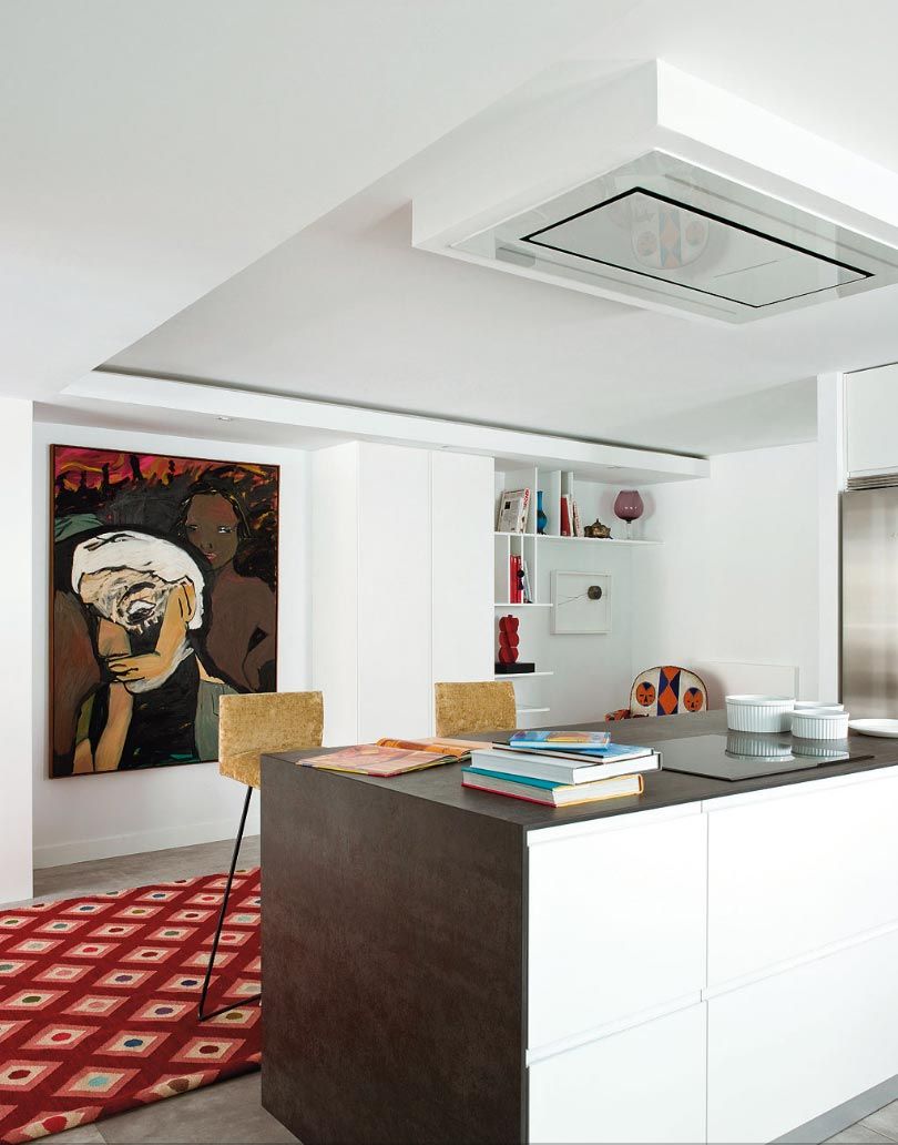2-pequena-cocina-con-isla-central-make-sense-studio