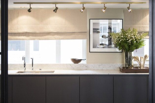 cocina-gris-encimera-marmol