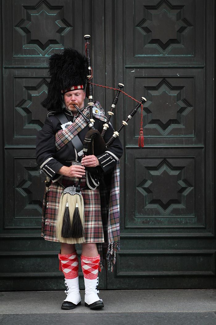 gaitero-escoces-en-la-royal-mile-edimburgo
