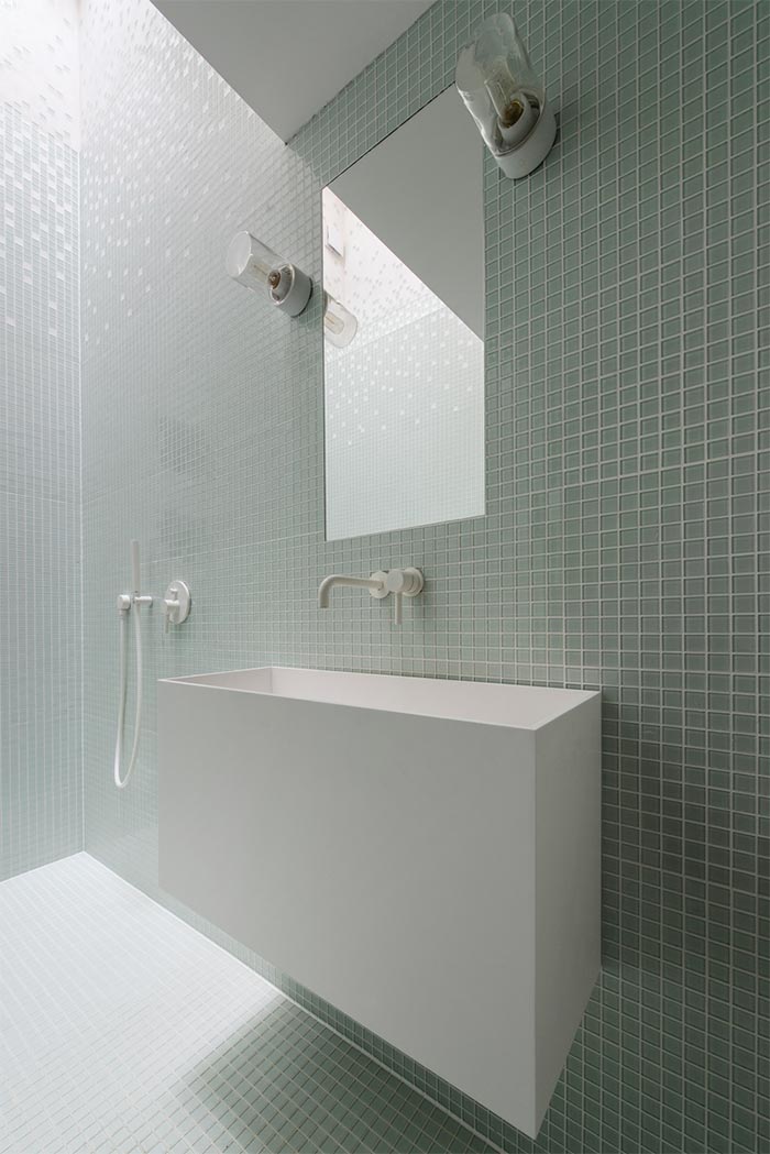 bano-menta-casa-paredes-ladrillo-varios-pisos-berlin