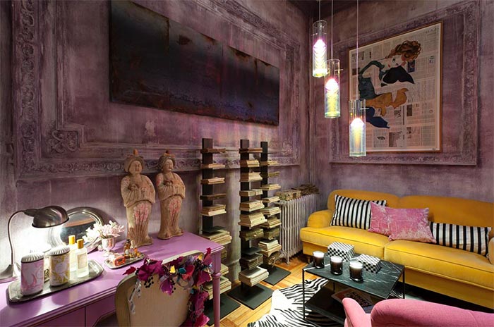 2-encarna-romero-decorado-casa-decor-dormitorio-decorado-en-tonos-violeta-morado-lilas-y-amarillo