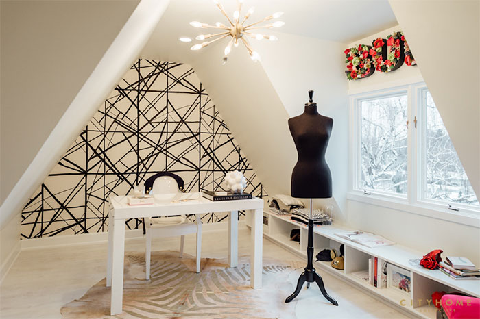 estudio-aburdillado-decorado-en-blanco
